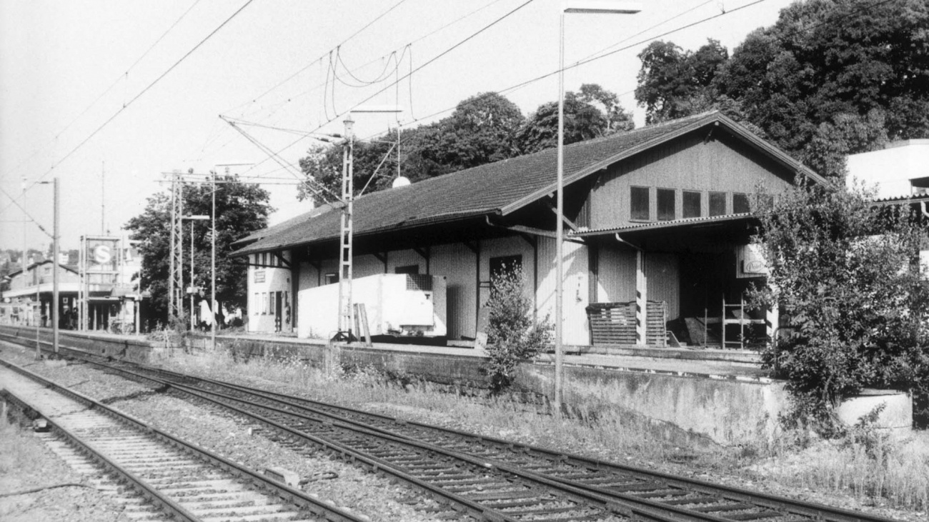 Bahnhof Leonberg, Güterschuppen mit Rampe - Quelle: Holger Korsten